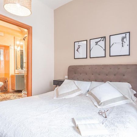 Daplace - Lucia Apartment Rome Luaran gambar