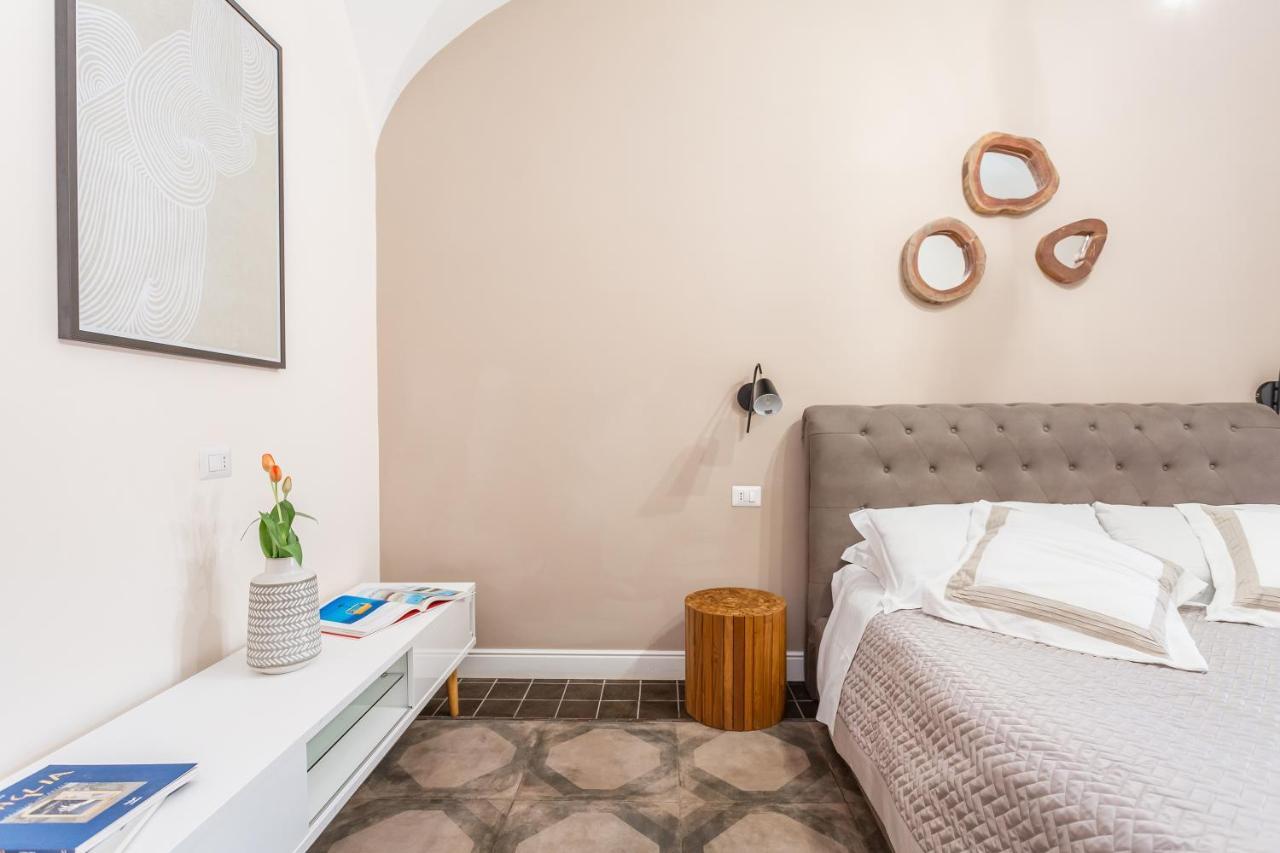 Daplace - Lucia Apartment Rome Luaran gambar