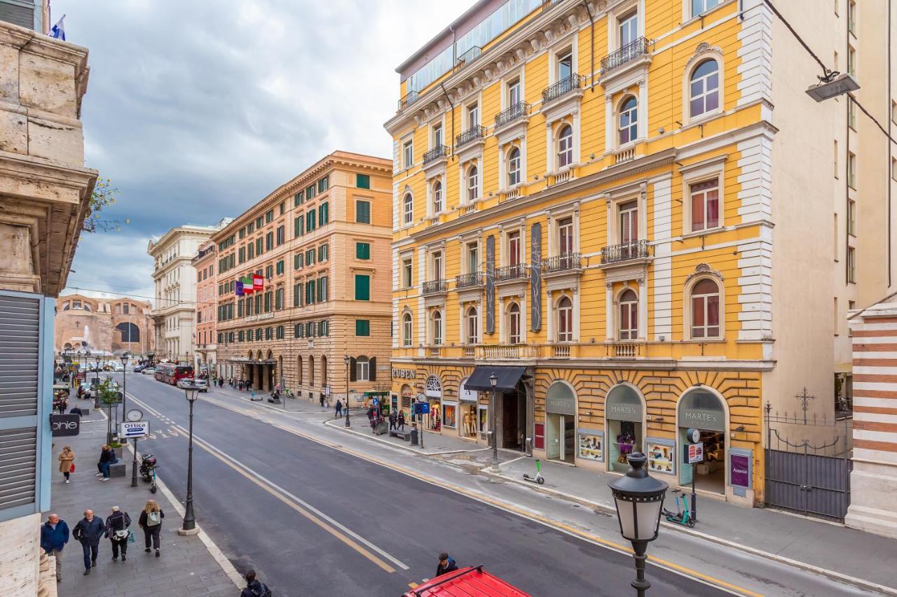Daplace - Lucia Apartment Rome Luaran gambar