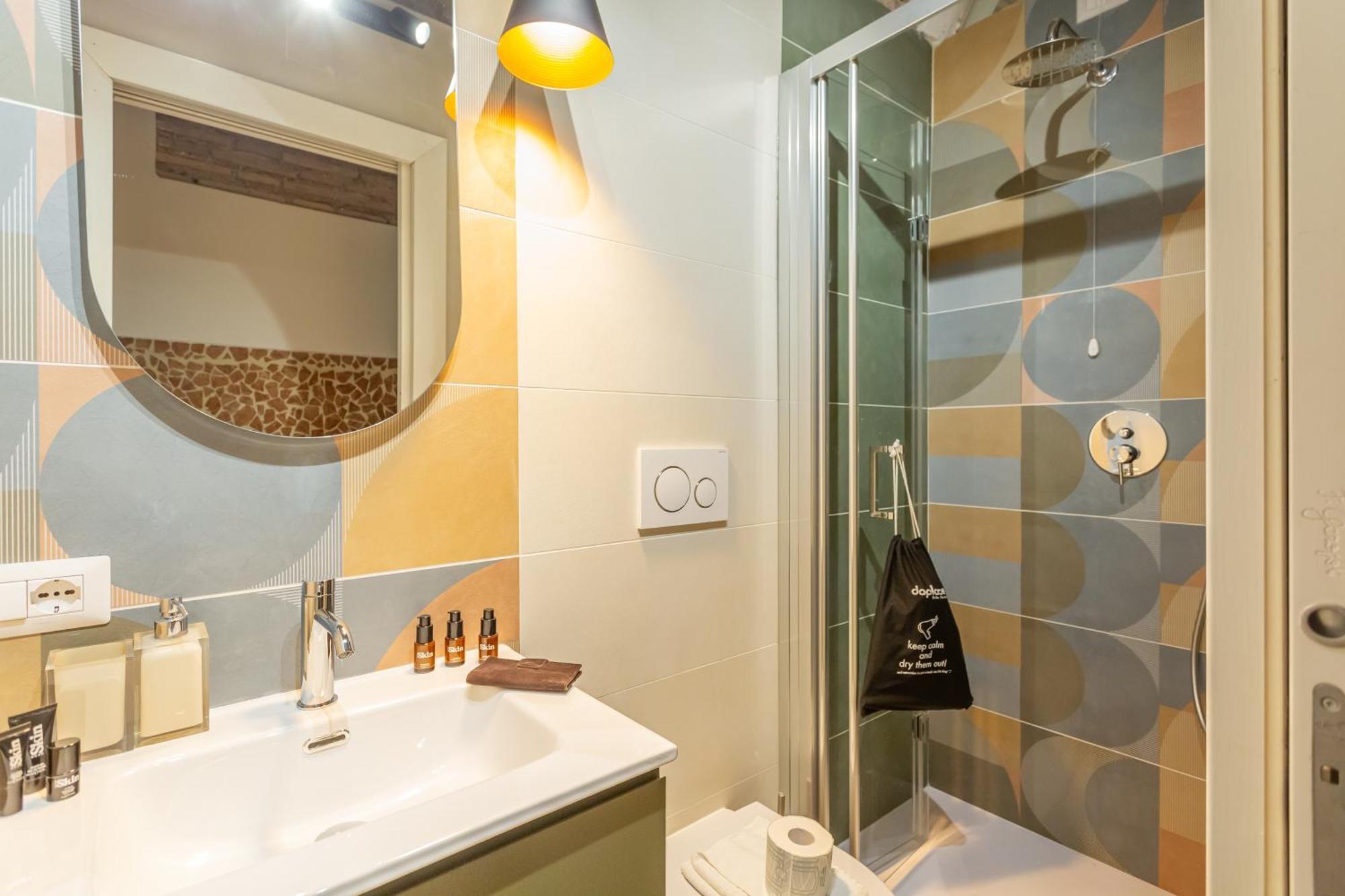 Daplace - Lucia Apartment Rome Luaran gambar